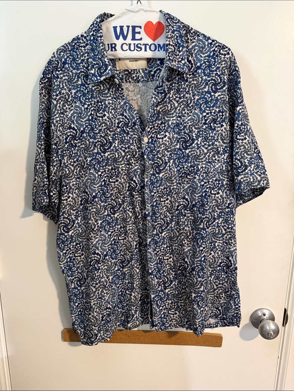 Men's Navy Blue Printed Short-Sleeve Button-Down Shirt
